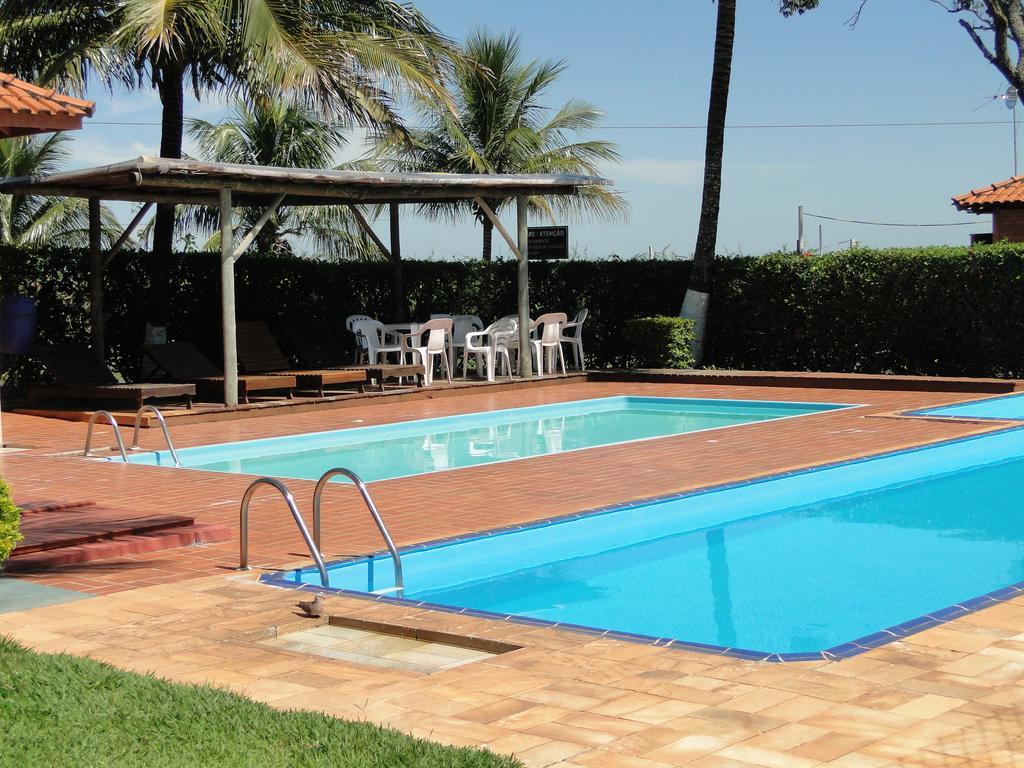 Hotel Pousada Vale Do Sol Em Pompéia Kültér fotó