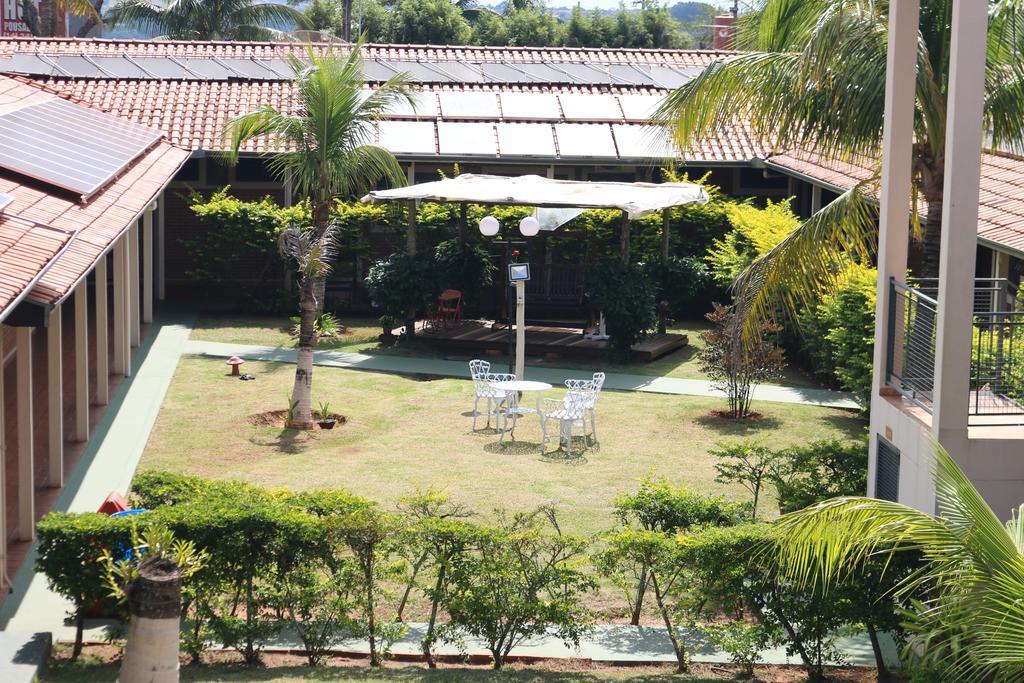 Hotel Pousada Vale Do Sol Em Pompéia Kültér fotó